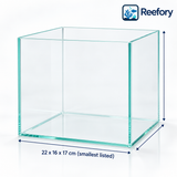 Glass Cube Aquarium - image 1
